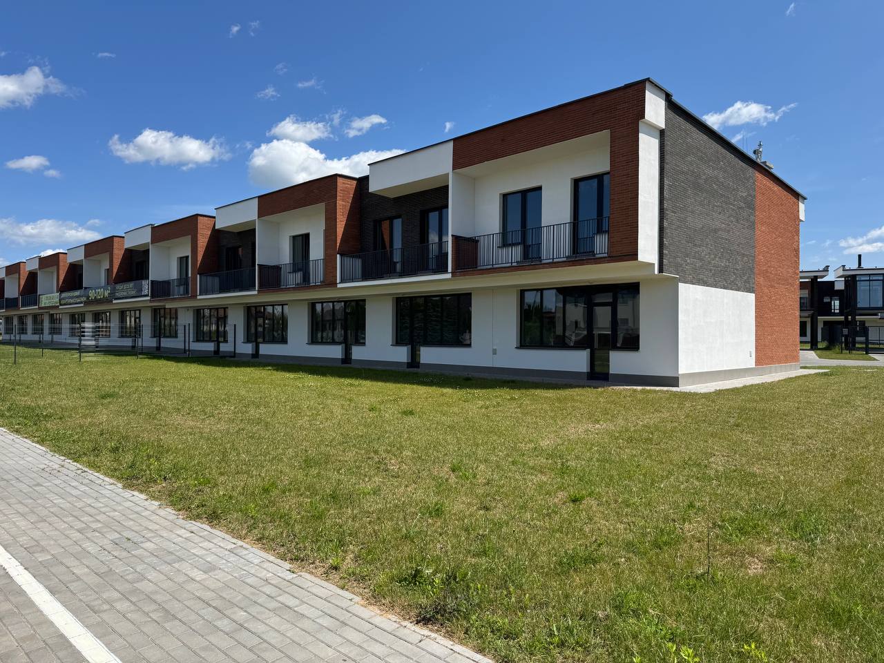г. Гродно, ул. Молодая, д. 5 ЖК "Погораны" дом №1.2ГП, продавец ООО "АйронИнвестПроект"
