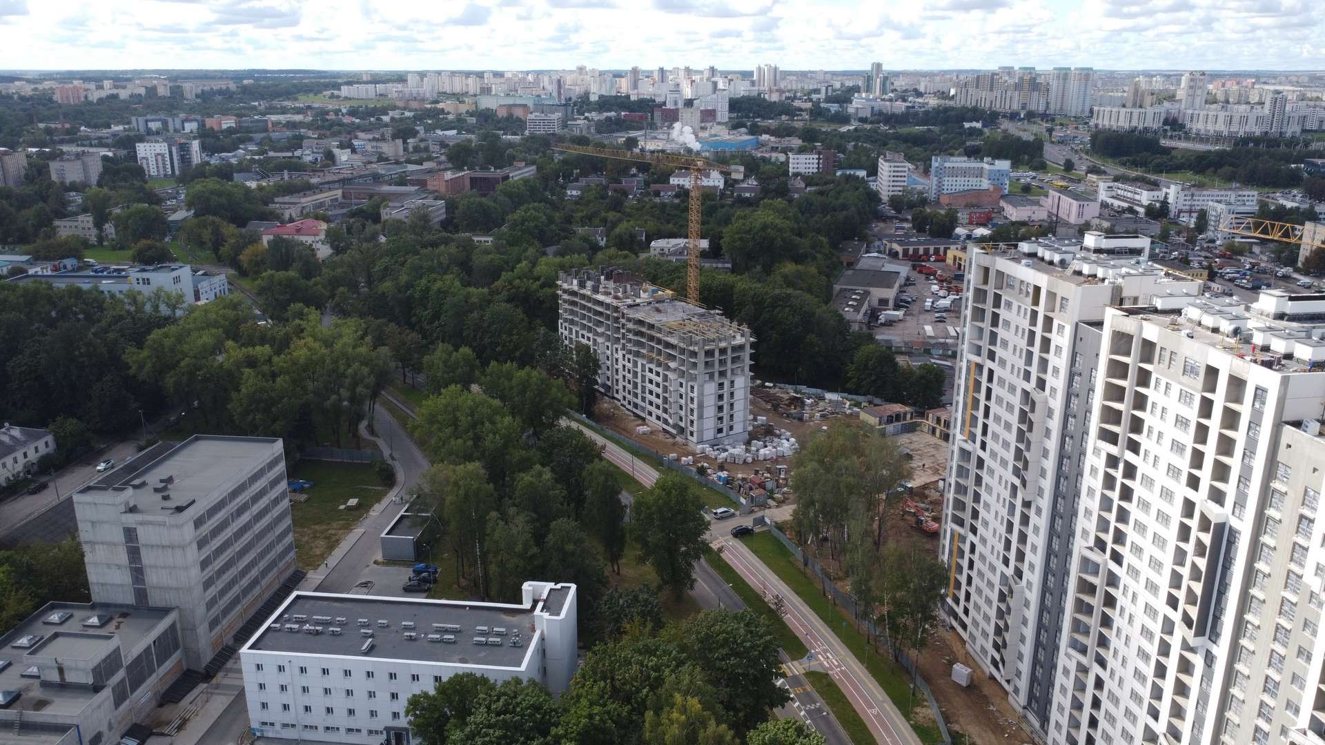Ход строительства ул. Кузьмы Минина, д. 5 по ГП ЖК "Дубравинский" застройщик ООО "БелБизнесРесурс"